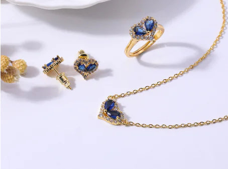 Heart Shaped Topaz Pendant Crystal Necklace (Korean Style)